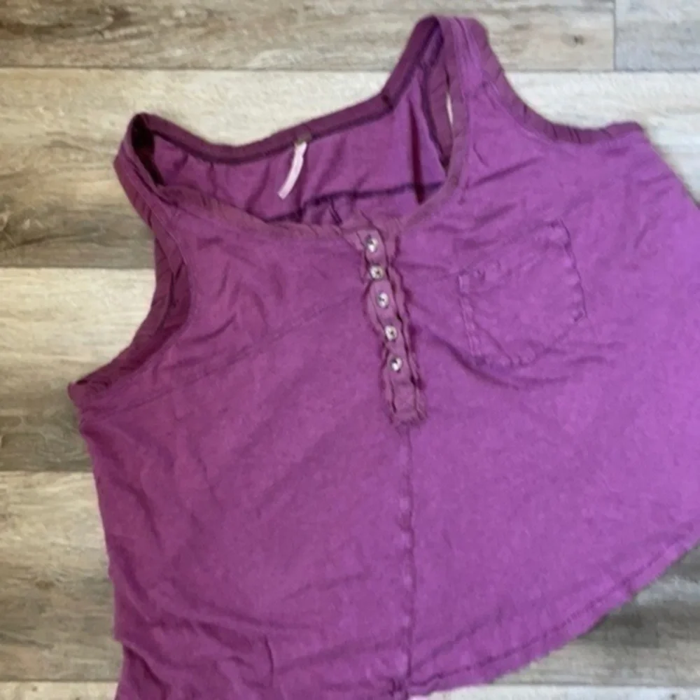 Free People top tank purple Large